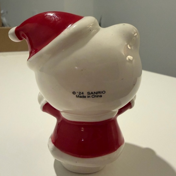 Hello Kitty Ceramic Figurine with Red Bow - Picture 2 of 5